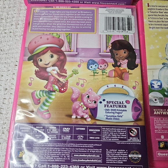 Strawberry Shortcake DVD Lot of 4 - Picture 9 of 10